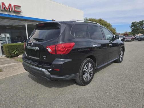 2020 Nissan Pathfinder SL 4WD