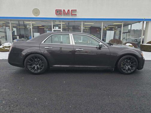 2012 Chrysler 300C Base