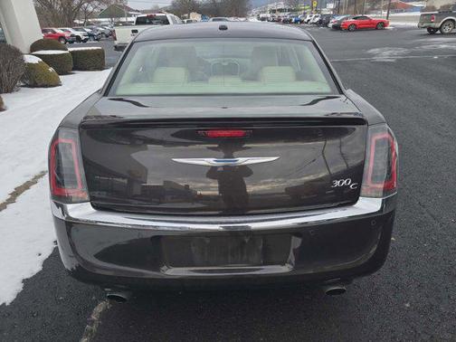2012 Chrysler 300C Base
