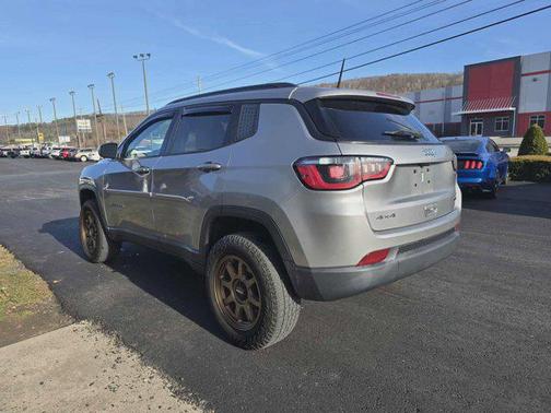 2017 Jeep New Compass Latitude