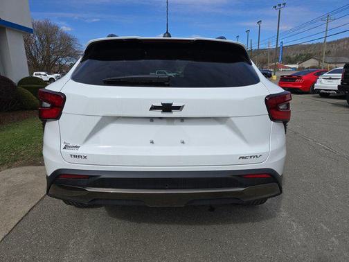 2025 Chevrolet Trax FWD ACTIV
