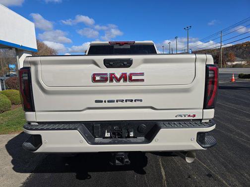 2026 GMC Sierra 2500 AT4