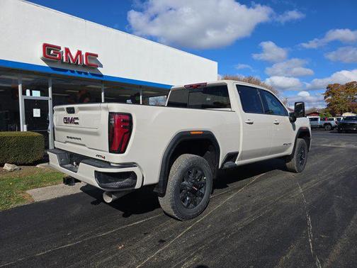 2026 GMC Sierra 2500 AT4