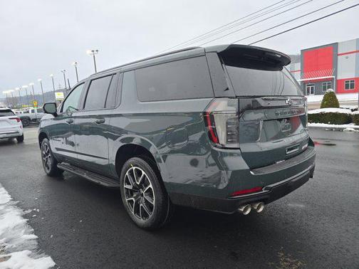 2026 Chevrolet Suburban RST