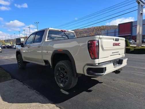 2026 GMC Sierra 2500 AT4