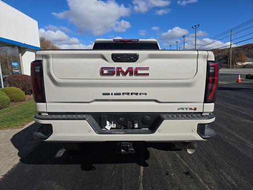 2026 GMC Sierra 2500 AT4