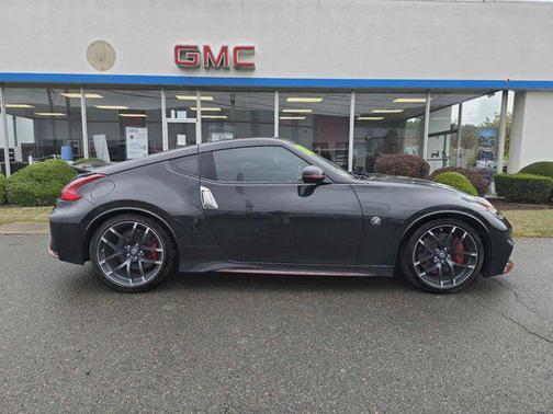 2020 Nissan 370Z NISMO