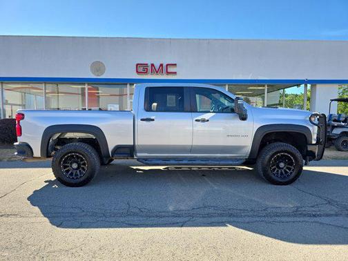 2020 Chevrolet Silverado 2500 Custom