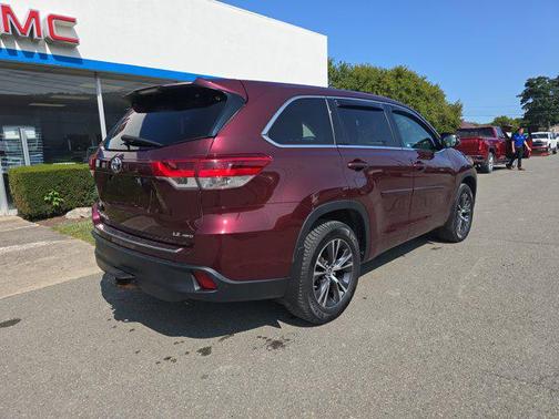 2018 Toyota Highlander LE Plus