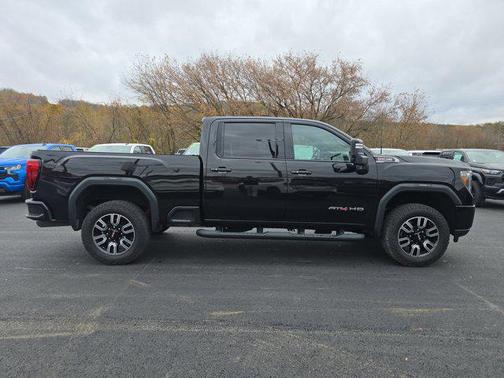 2021 GMC Sierra 2500 AT4