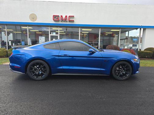 2017 Ford Mustang GT Premium