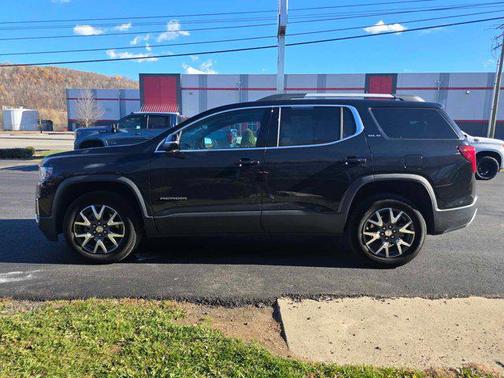 2022 GMC Acadia AWD SLE
