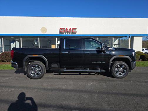 Onyx Black 2026 GMC Sierra 2500 SLT