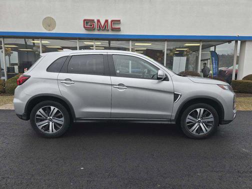 2025 Mitsubishi Outlander Sport SE