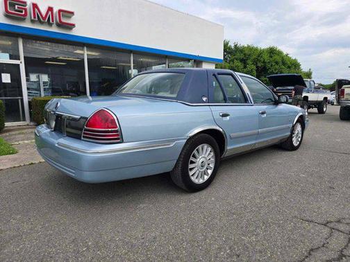 2010 Mercury Grand Marquis LS (Fleet Only)