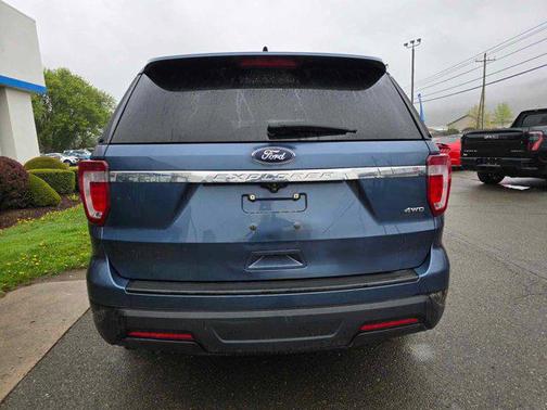 2018 Ford Explorer Base