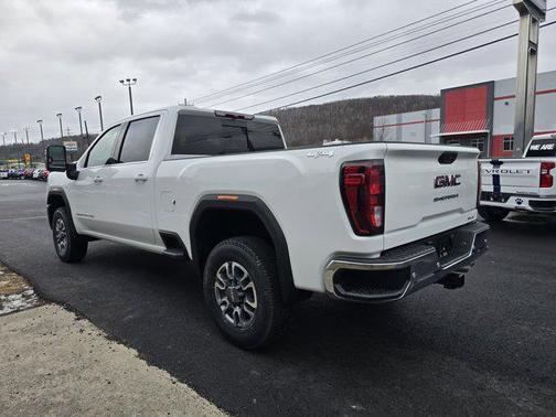 2026 GMC Sierra 2500 SLE
