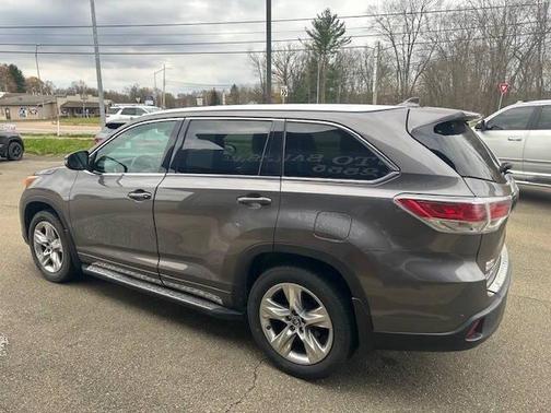 2016 Toyota Highlander Limited