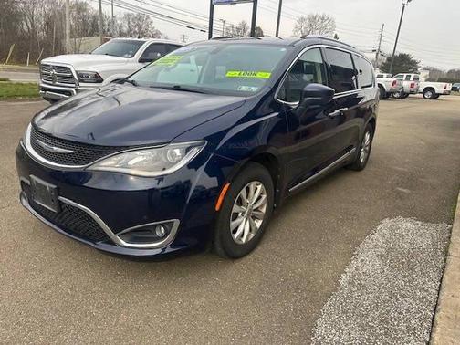 2018 Chrysler Pacifica Touring-L