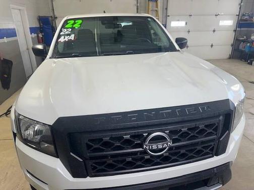2022 Nissan Frontier S