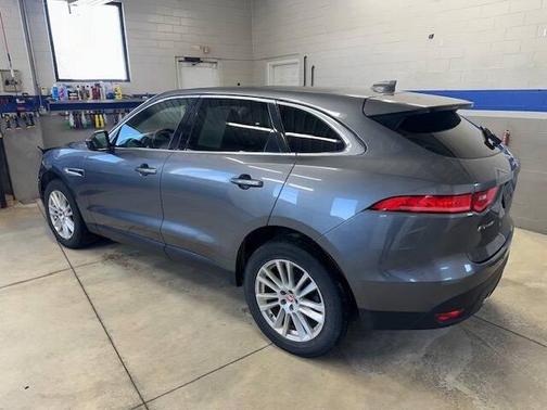 2018 Jaguar F-PACE 35t Prestige