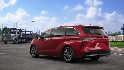 2025 Toyota Sienna Platinum 7 Passenger