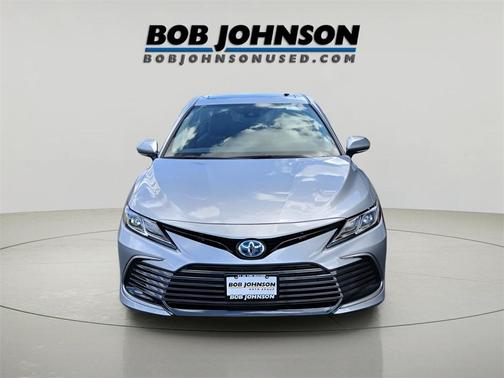 2024 Toyota Camry Hybrid LE