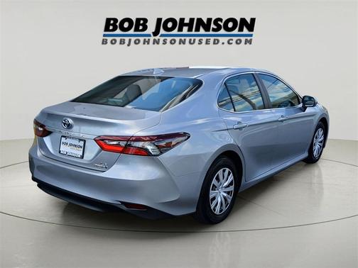 2024 Toyota Camry Hybrid LE