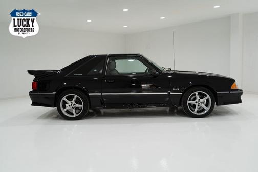 1987 Ford Mustang GT