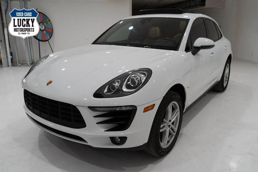 White 2018 Porsche Macan