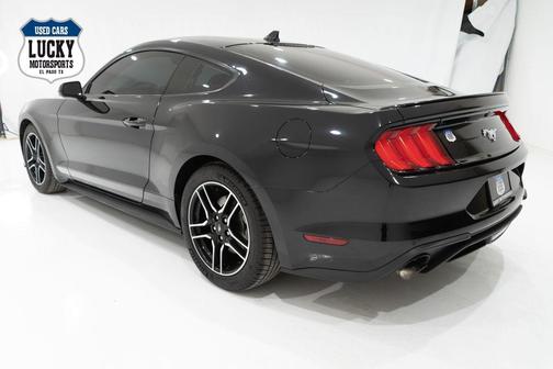 2022 Ford Mustang 