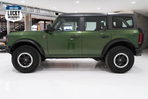 2023 Ford Bronco Base