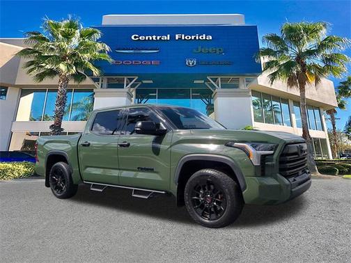 2022 Toyota Tundra SR5