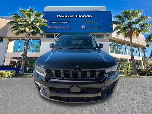 2026 Jeep Grand Cherokee Altitude