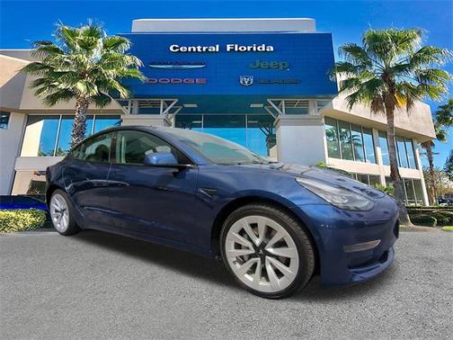 2022 Tesla Model 3 Standard Range
