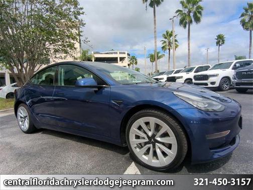 2022 Tesla Model 3 Standard Range