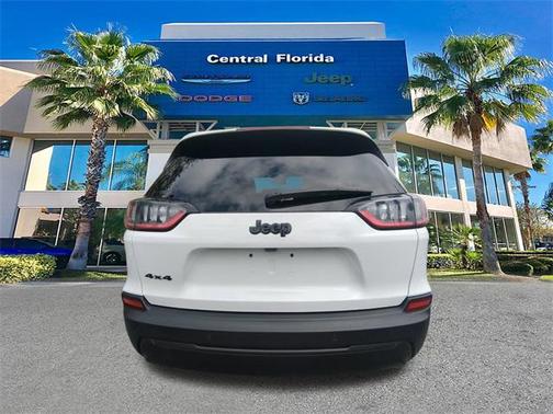 2023 Jeep Cherokee Altitude