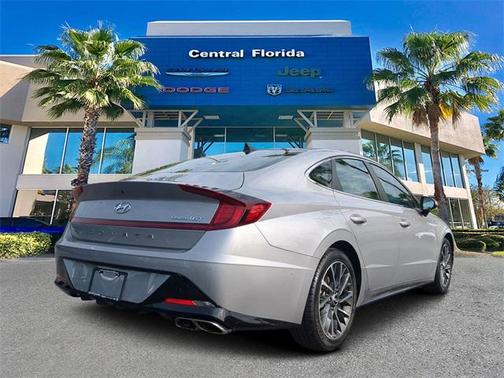 2023 Hyundai SONATA Limited