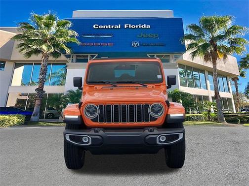 2025 Jeep Wrangler 4-Door Sahara 4x4