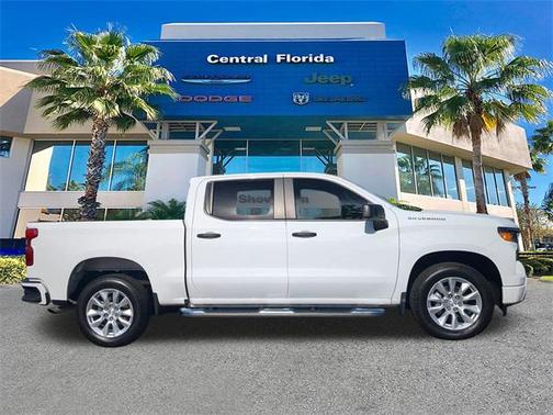2024 Chevrolet Silverado 1500 Custom