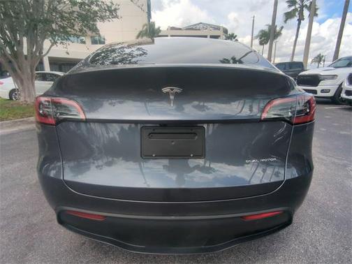 2023 Tesla Model Y Long Range Dual Motor All-Wheel Drive