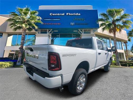 2025 RAM 2500 Big Horn Crew Cab 4x4 6'4' Box