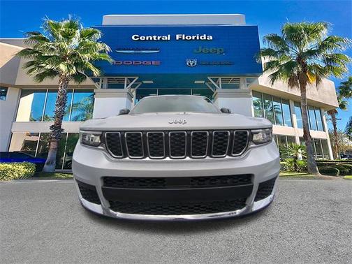 2025 Jeep Grand Cherokee L Laredo
