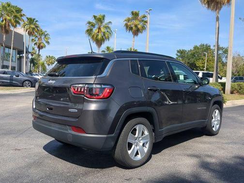 Granite Crystal Metallic Clearcoat 2022 Jeep Compass Latitude