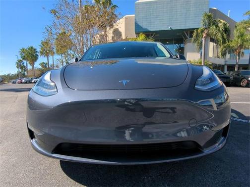 2023 Tesla Model Y Long Range Dual Motor All-Wheel Drive