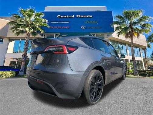 2023 Tesla Model Y Long Range Dual Motor All-Wheel Drive