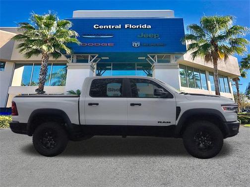 2025 RAM 1500 RHO Crew Cab 4x4 5'7' Box