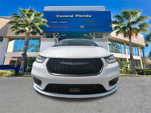 2026 Chrysler Pacifica Limited