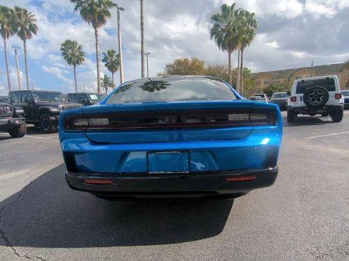 2025 Dodge Charger Daytona R/T