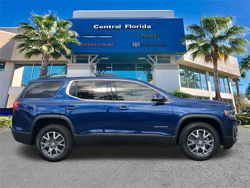 2023 GMC Acadia FWD SLT